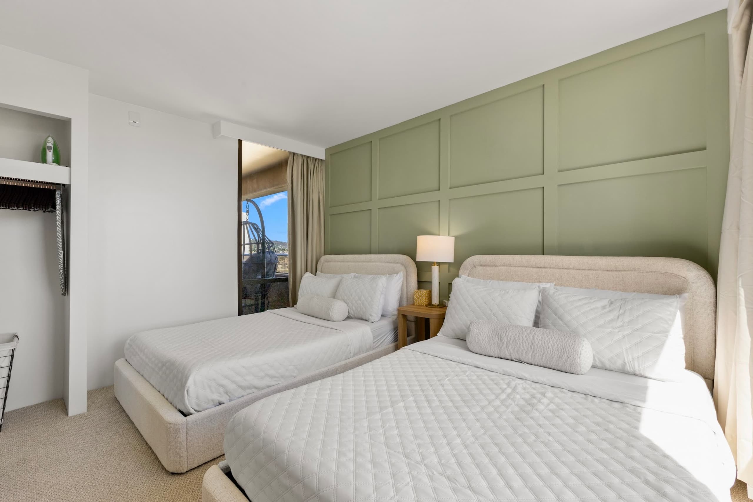 17F-Grand Diamond Head View-2BR-Waikiki w/Parking! - Image 30