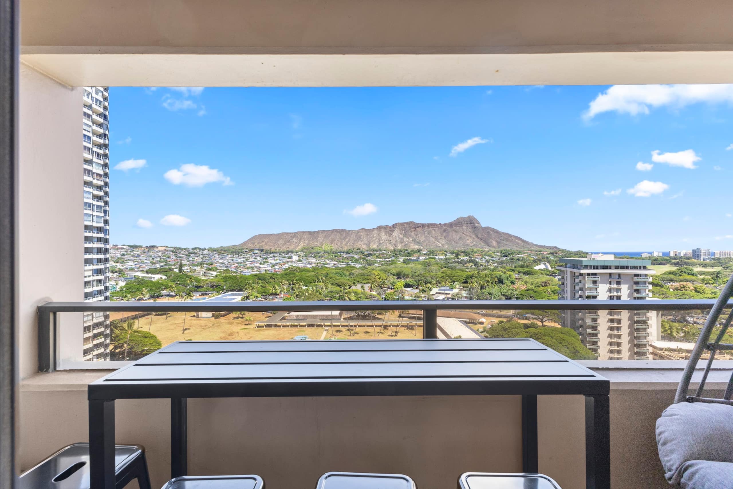 17F-Grand Diamond Head View-2BR-Waikiki w/Parking! - Image 50