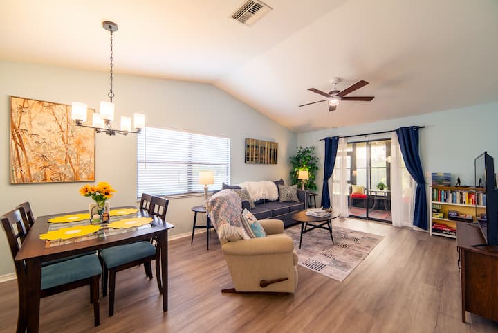 Sebring Raceway & Golf: Spring Lake Villa W/pool! - Lake Istokpoga, FL