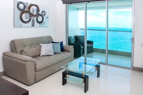 Top performing Airbnb: Amazing Beachfront 1 Bedroom Apt in Bocagrande in Cartagena De Indias