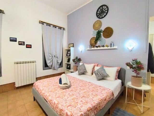 Pavarotti Home gallery image 4