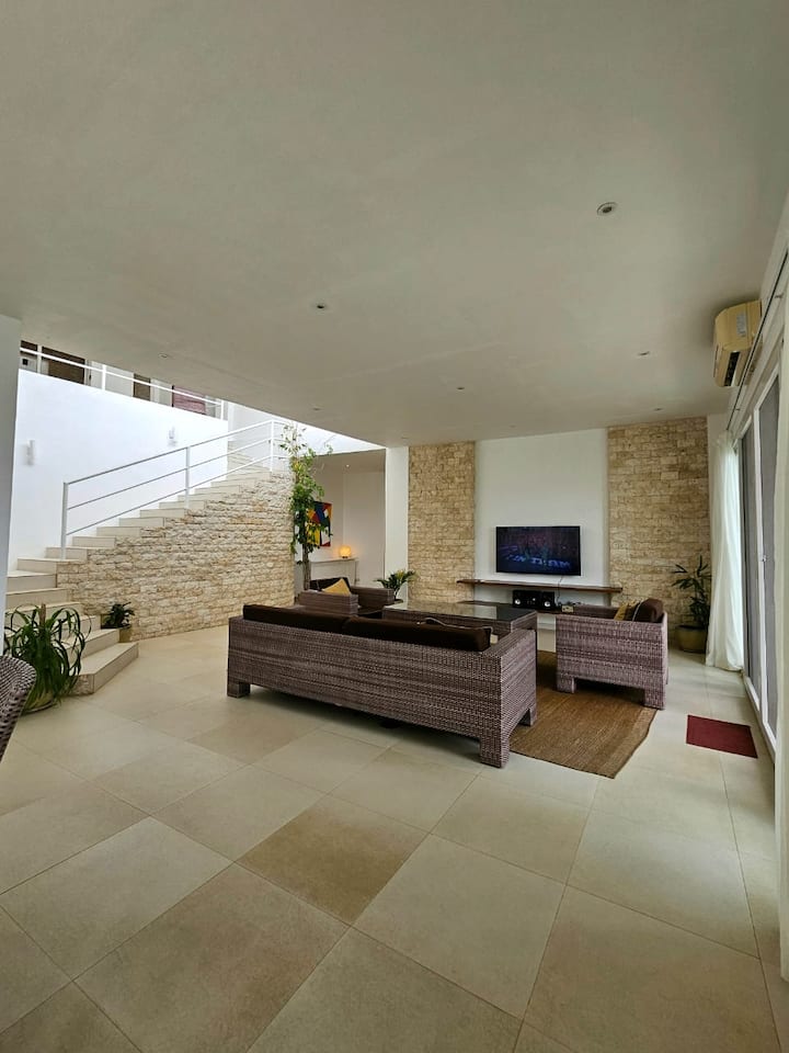 Stunning Private Villa With Ocean View Up To 18pax - Malay