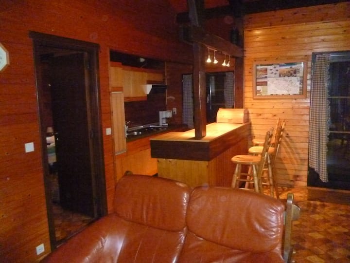 Chalet En Pleine Nature Et Calme - Bertogne