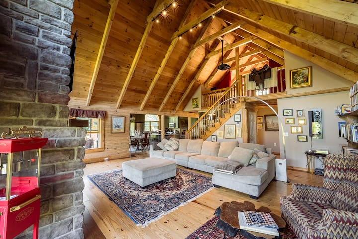 Private Luxury Log Cabin - Jersey Shore, NJ