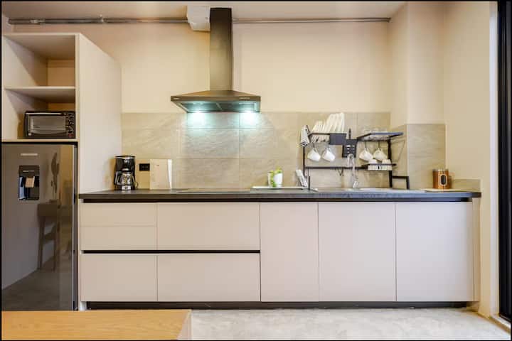 Boutique Private Apartment - Meta