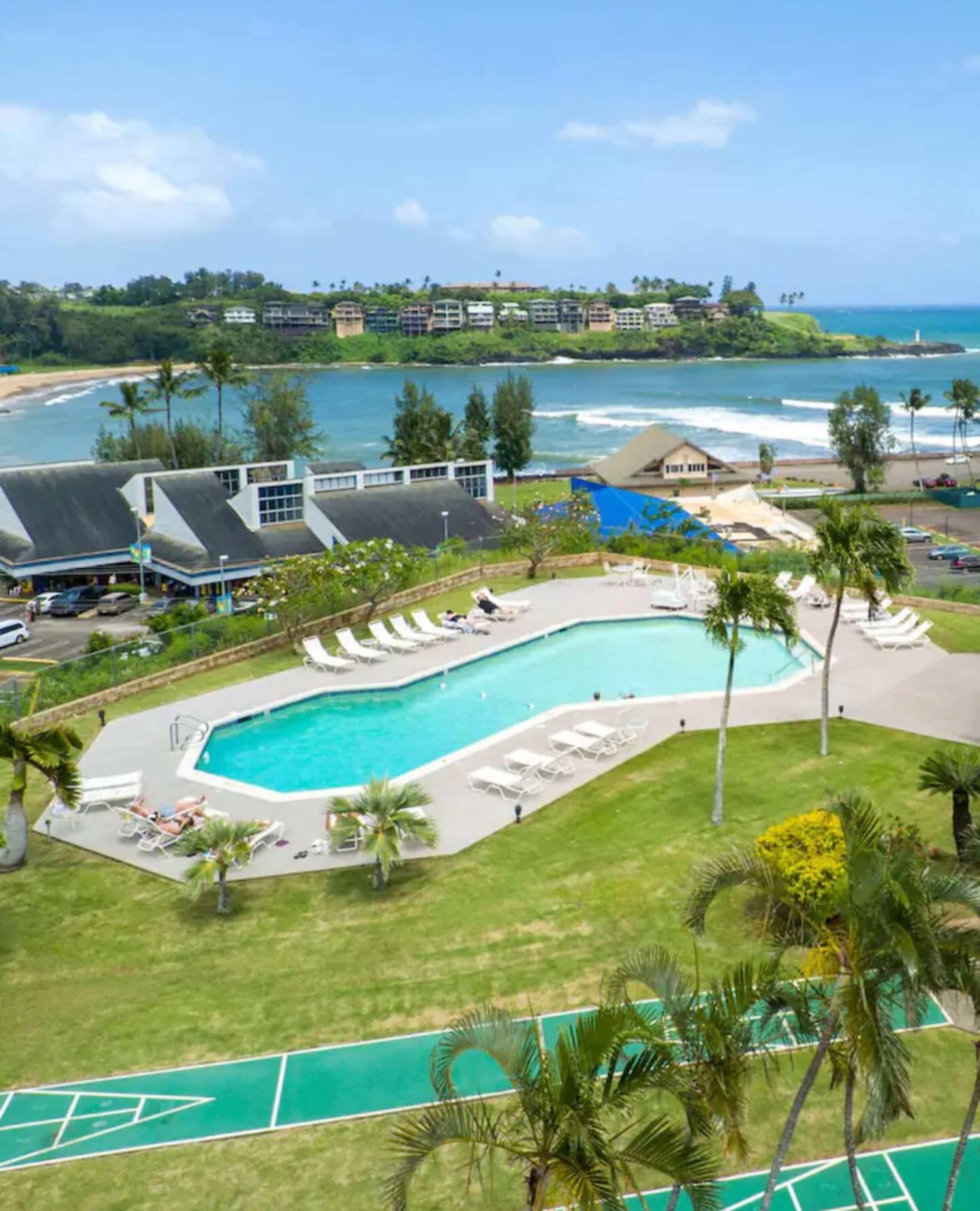 BRAND NEW Remodeled 2/2 Beach Family Getaway w AC! - Photo 40