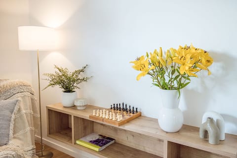 Top performing Airbnb: Coolum Beach Retreat | Walk to Cafés, Surf & Sand in Coolum Beach