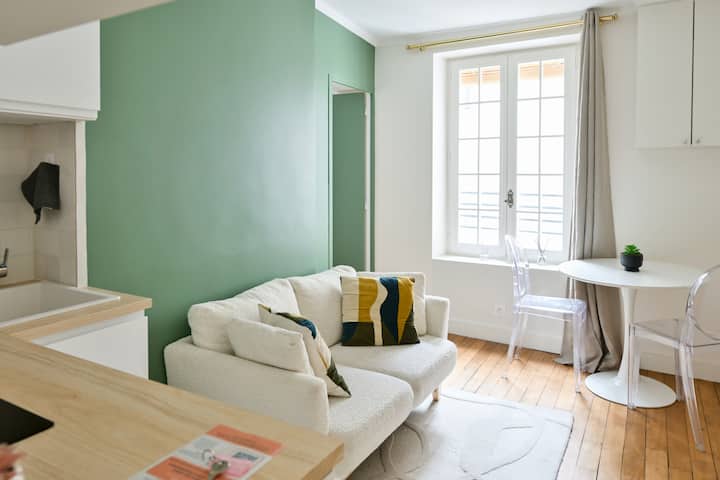 Petit Nid Douillet Dans Le Marais - Paris