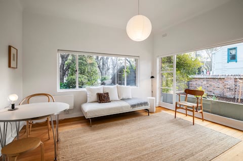Top Airbnb: Cairo Flats - Heritage Stay in Fitzroy