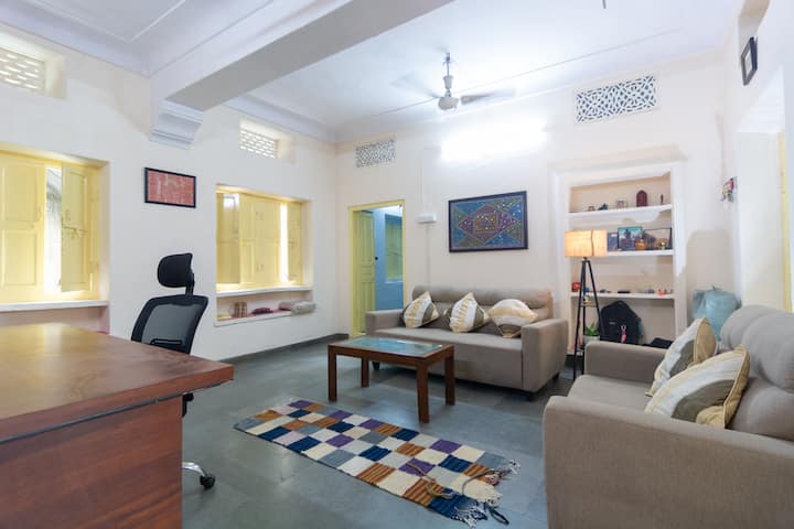 Home For Lost Souls - Dzsaipur