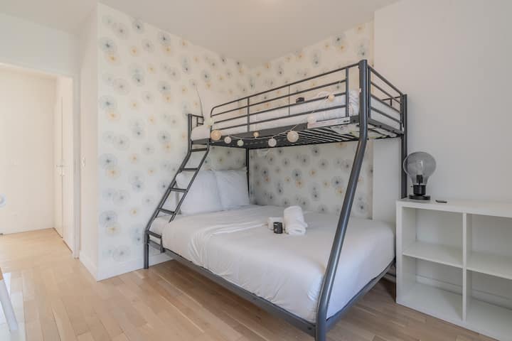 Drittes Schlafzimmer mit Etagenbett für 3 Personen.