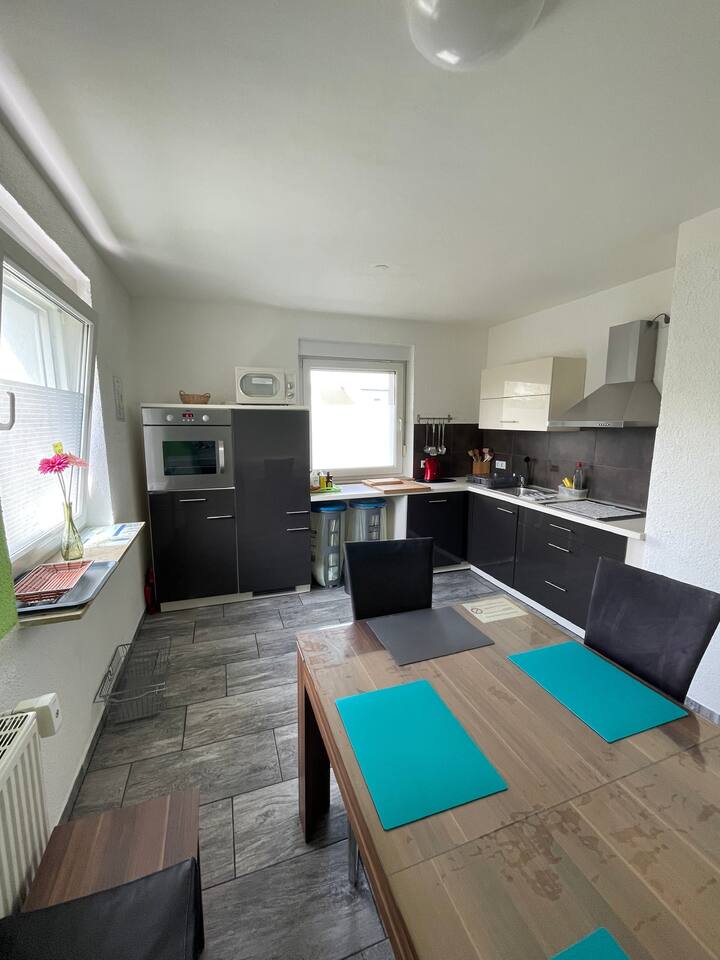 Sundeck – Upper Floor Apartment For Up To 6 People - Laupheim