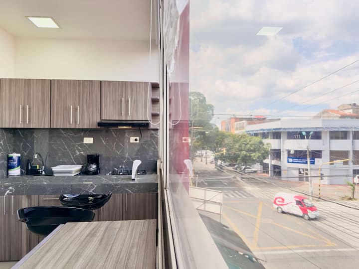 Modern Studio Apartment Near Mulato Cabaret - Cali