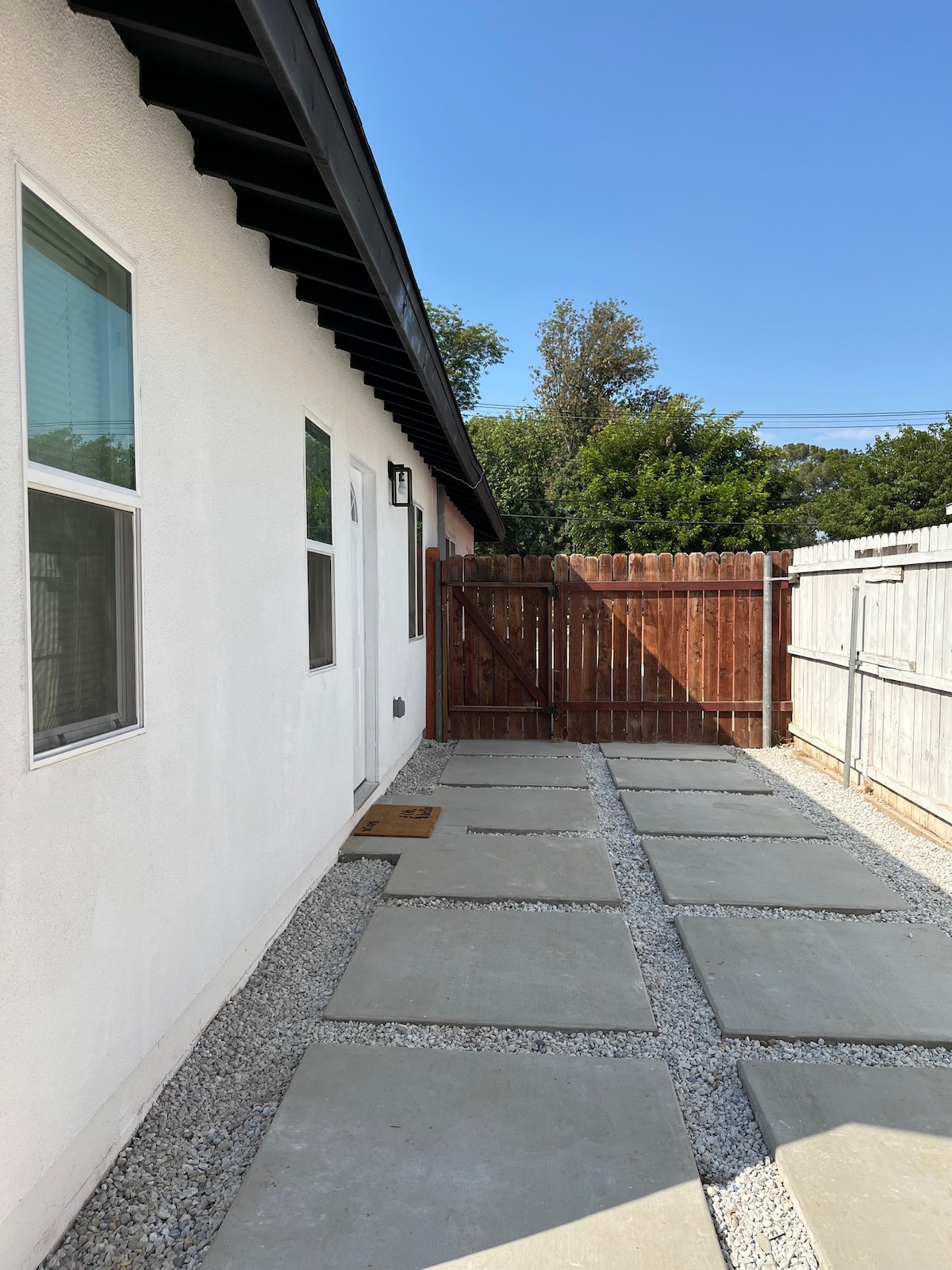 Sunrise Suite bathroom