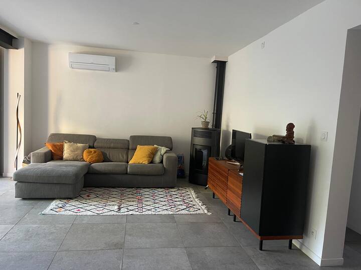 Maison Familiale Moderne, Au Calme - Montpellier