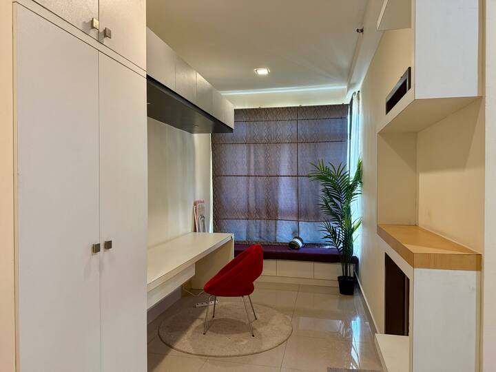 6- A2213 Makalu Studio| Shaftsbury | Wifi&netflix - Putrajaya