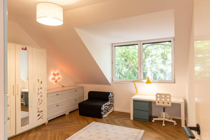 غرفة النوم 2