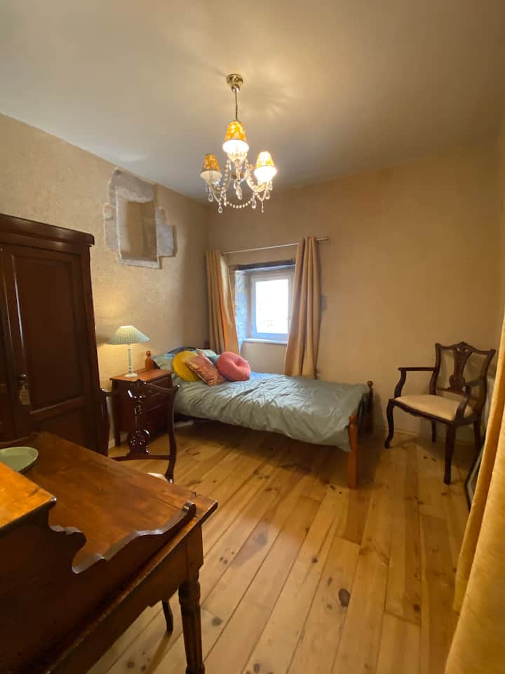 საძინებელი 2