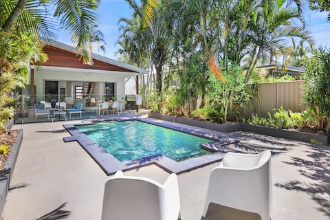 Golden Beach Oasis - Sleeps 12