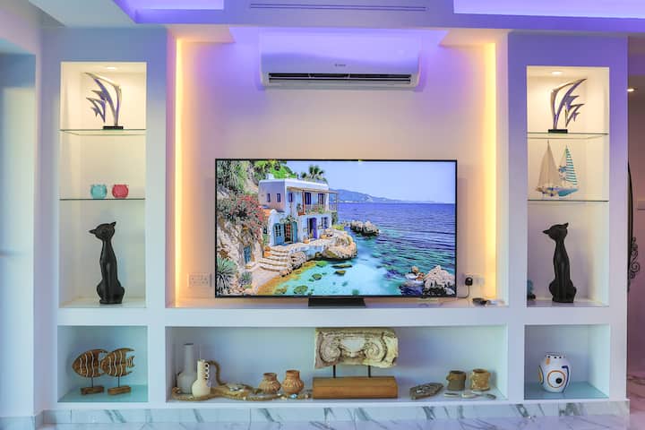Melania Luxury Villa  With Private Heated Pool - Paphos