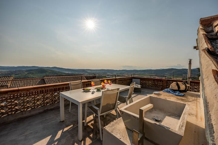 Luxury Duplex - Heart of Corciano - ItalyWeGo
