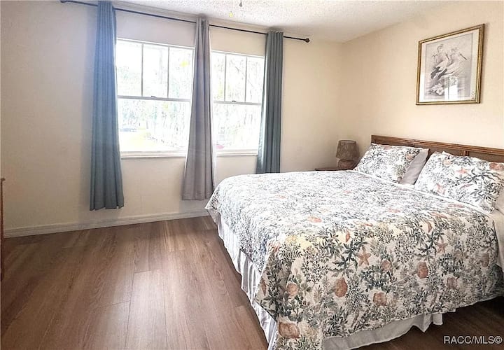 Schlafzimmer 2