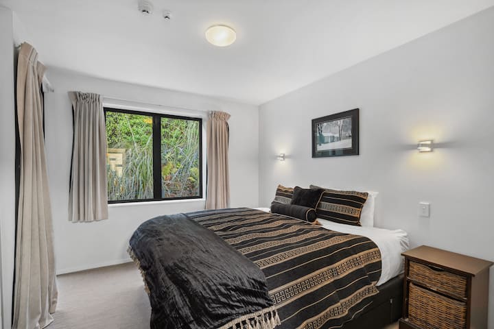 Chumba cha kulala chenye starehe na maridadi