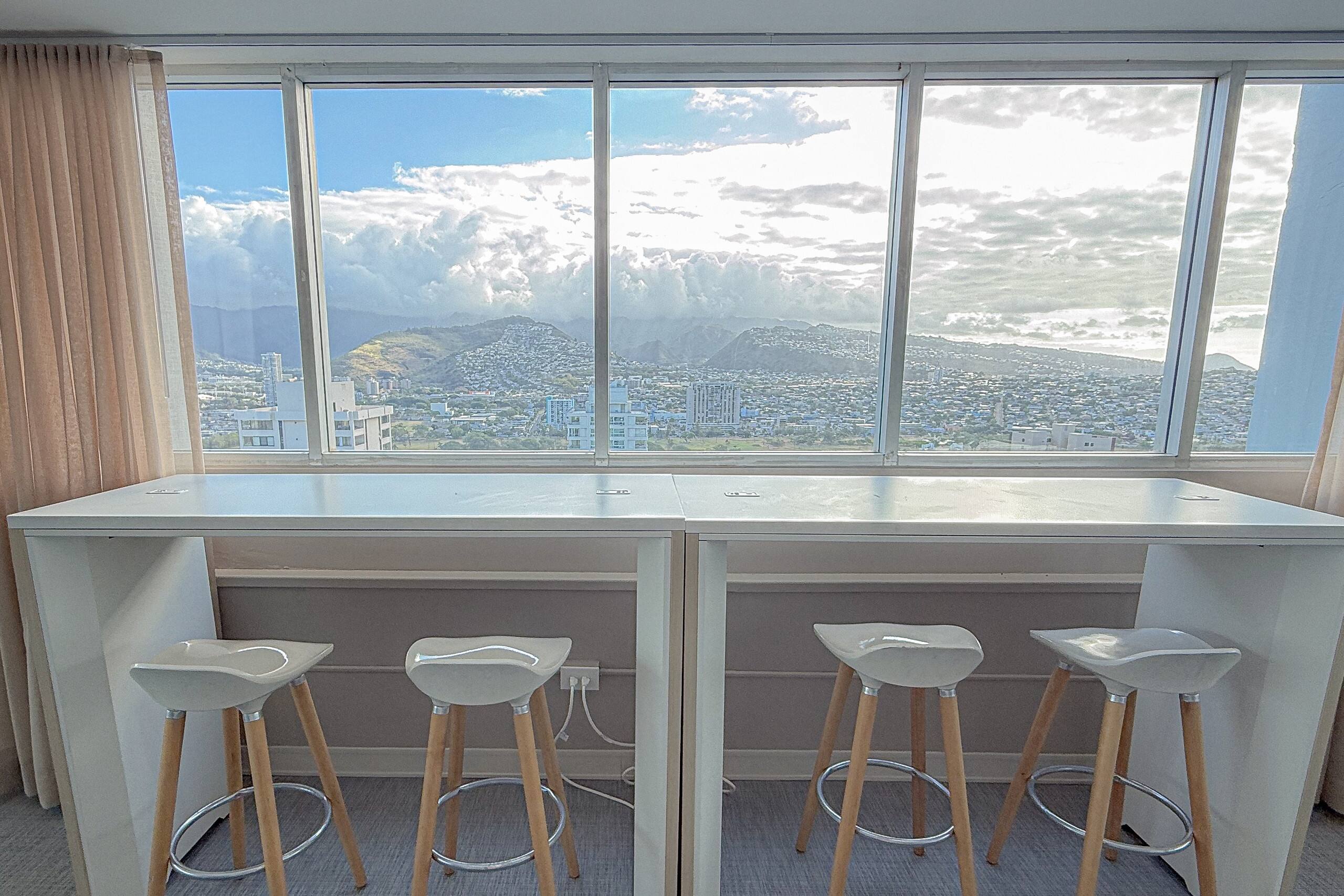 Waikiki Beach & Diamond Head View | 18F Luxe 1B - Image 81
