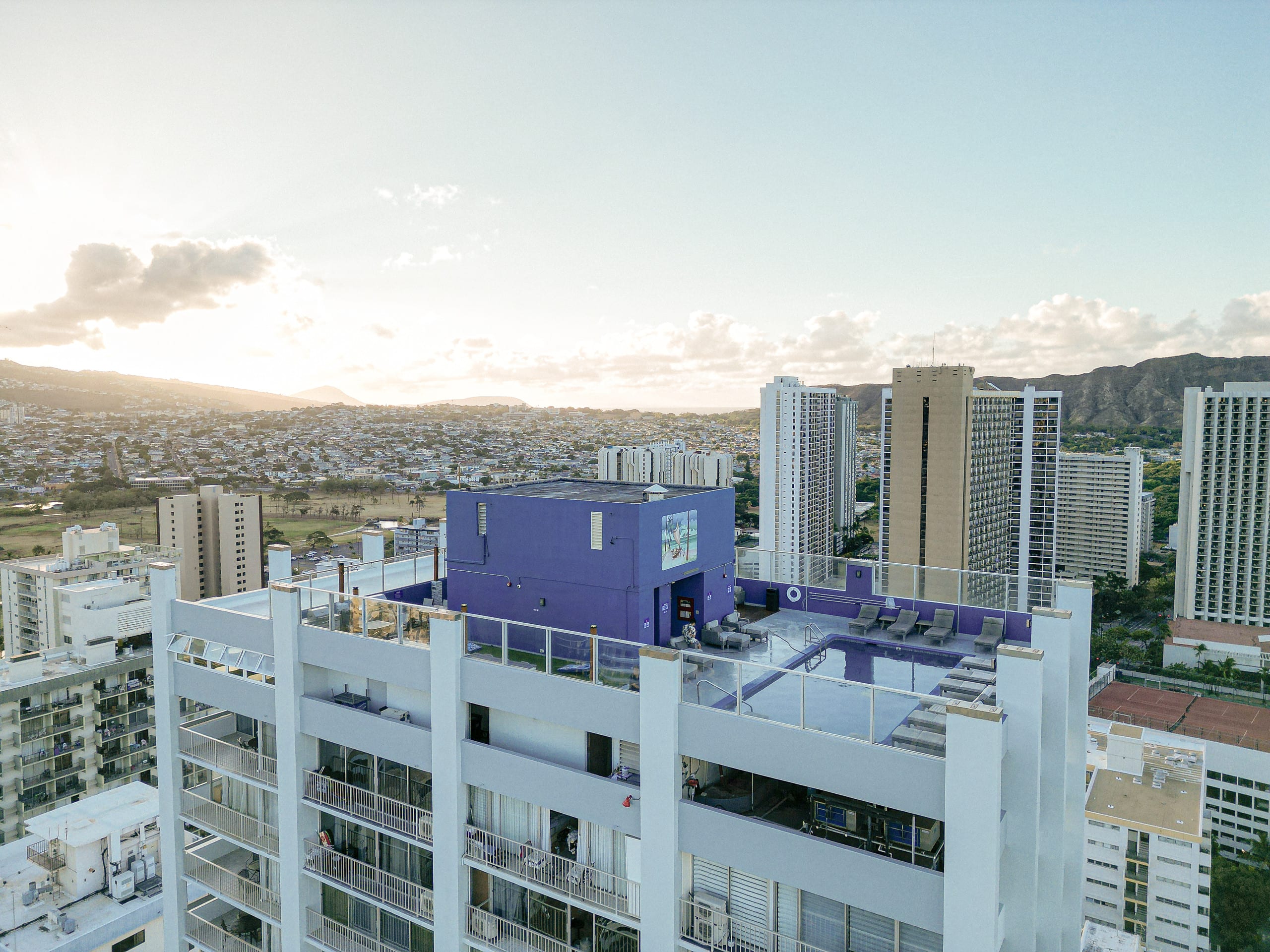 Waikiki Beach & Diamond Head View | 18F Luxe 1B - Image 55