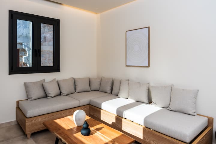 Villa Kyan | 2bd Villa In Old Hersonissos - Chersonissos