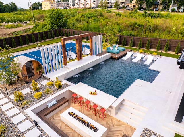 “The Art Haus” | Karaoke • Pool • Pickleball