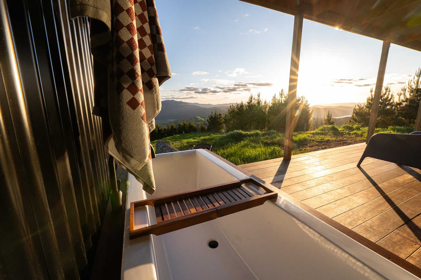 Hilltop Hut 2