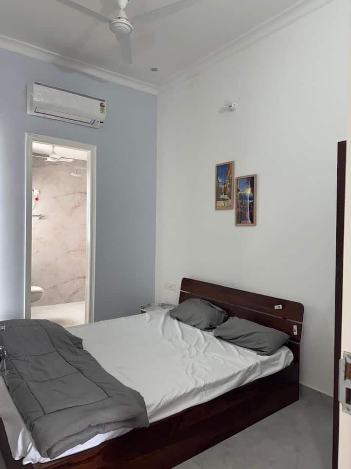 غرفة النوم 2