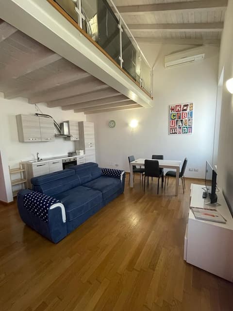 Elegant loft in the historic center
