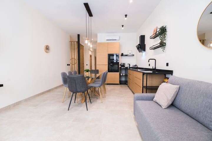 Diseño confort con terraza ideal familias y grupos gallery image 2