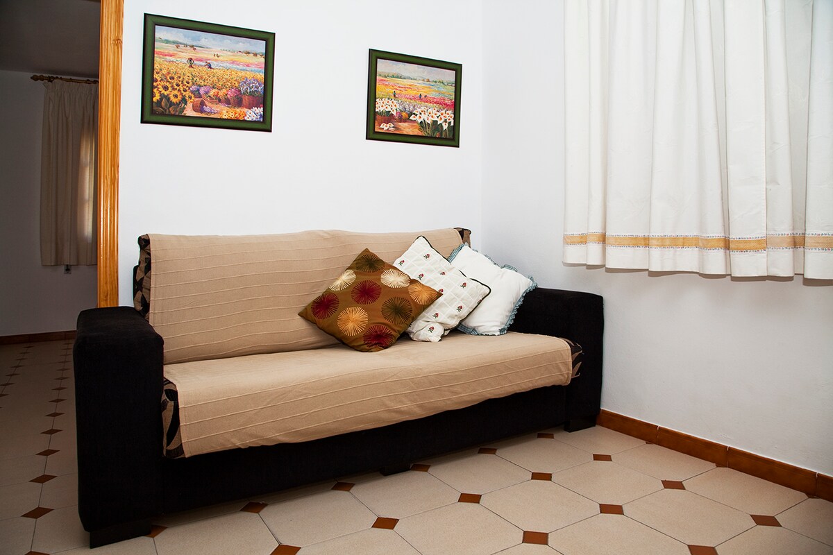 Anuncio de Airbnb popular: Beachfront apartment, close to downtown en Almonte