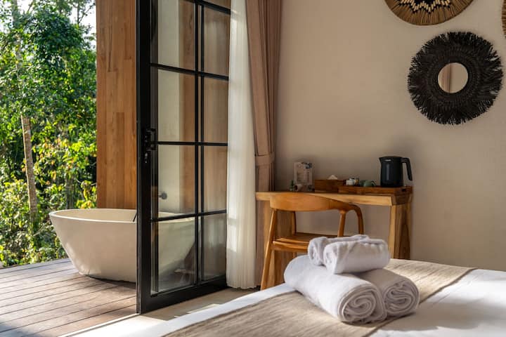 Fire Fly Twin Room, Pool View, photo 4