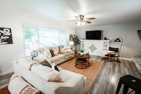 Popular Airbnb listing: Charming 3BR/2BA West Sac Retreat w/Large Backyard in West Sacramento