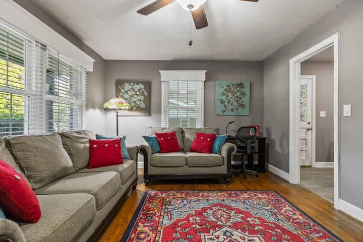 Charming 3br Near Greenville - Greer, SC