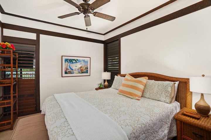 Large California King size bed 