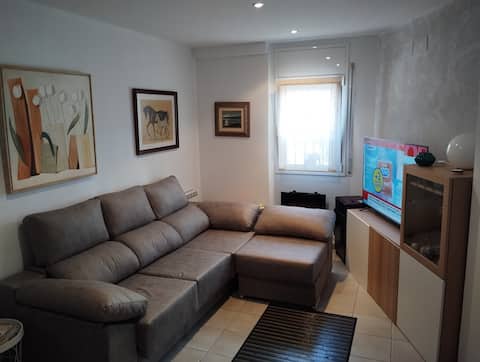 Top Airbnb: Duplex one minute away from the beach in Blanes