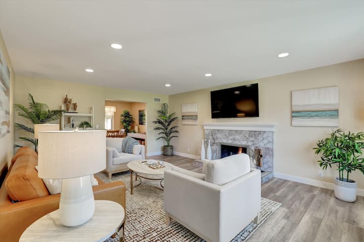 Modern New Luxury Coastal Home Sparkling Pool/bbq - Costa Mesa, CA