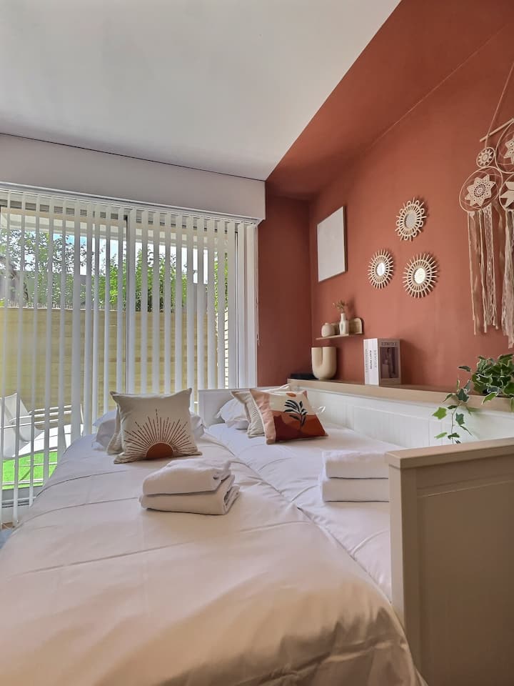 გასაშლელი დივანი 