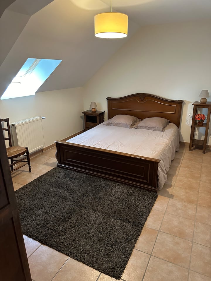 საძინებელი 4