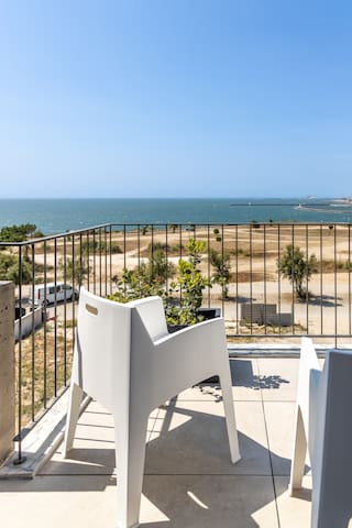 Bellevue · 3 Quartos, Vista Mar & Rio, Garagem