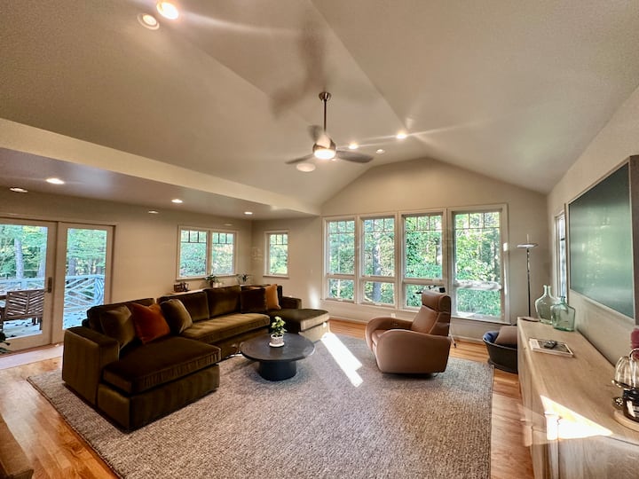 Woodland Haven At Chapel Hill - Chapel Hill, NC