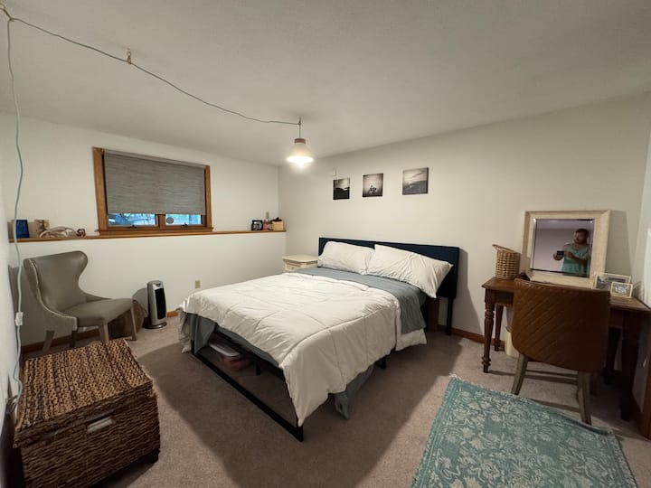 საძინებელი 1