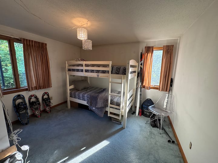 საძინებელი 3