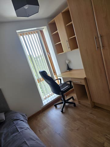 Shanowen Hall Office managed Airbnb listing 1