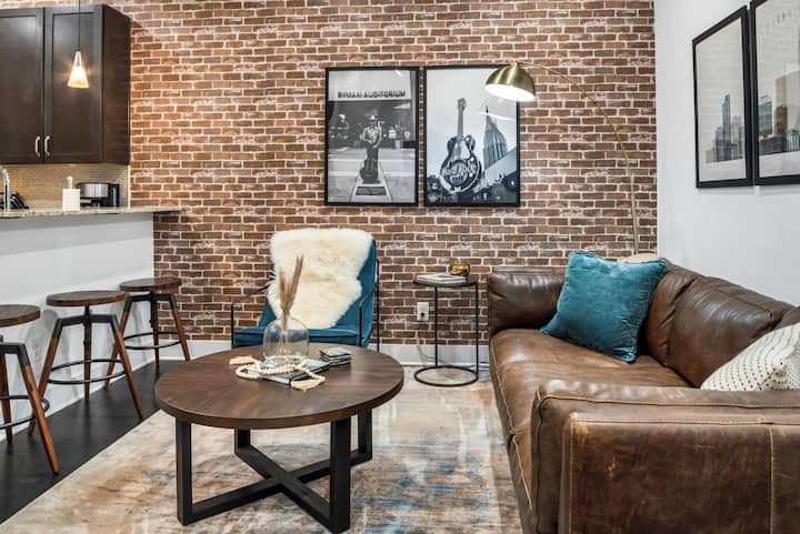 New! 10min->broadway! Little Athens Loft Comfy 1br - Nashville, TN